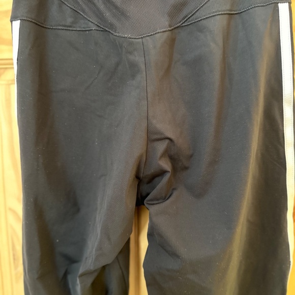 Adidas pants - Picture 8 of 9